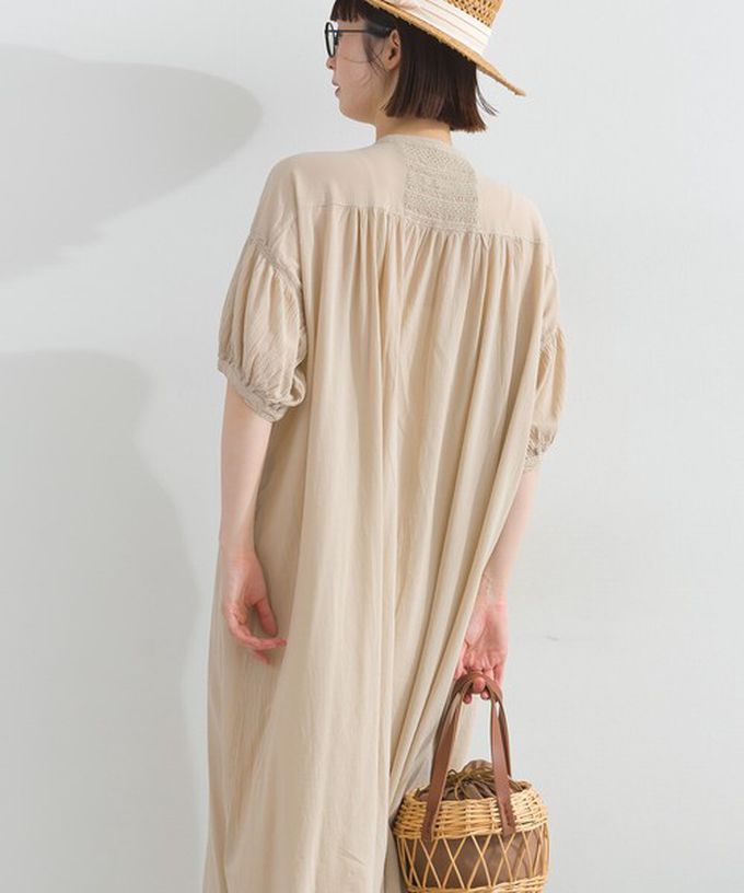 日本 Lupilien - 100%印度棉 輕盈巴里紗襯衫洋裝-淺卡其