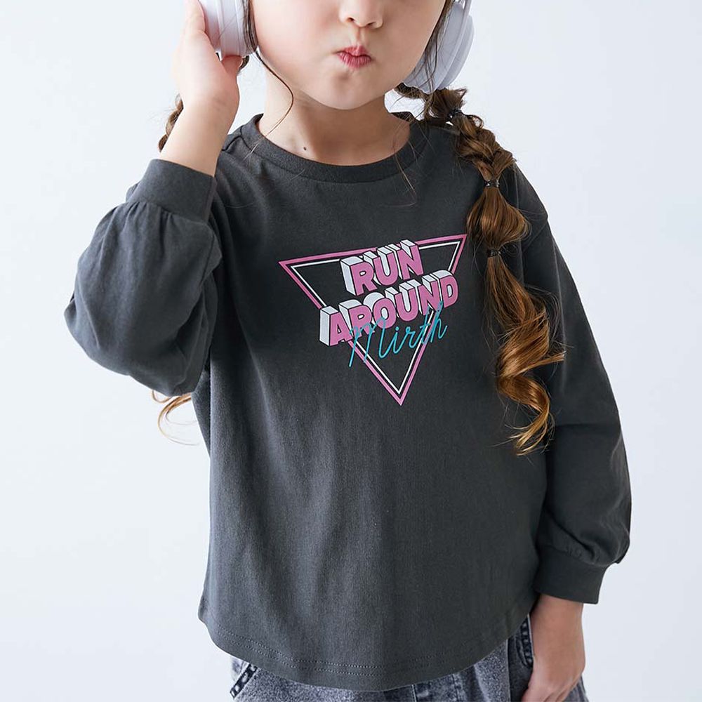 100%棉 圓弧下擺印花長袖T恤-倒三角標語-炭黑