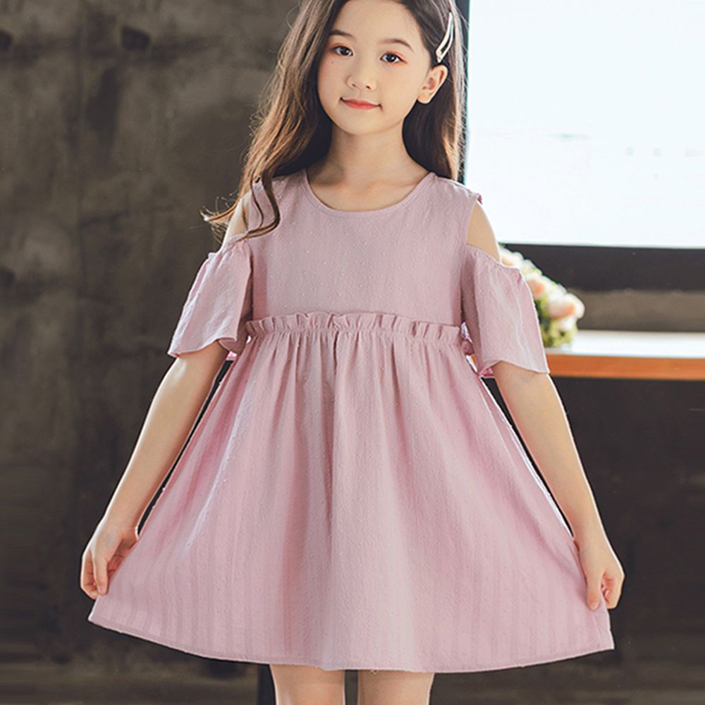 TOUNGIEE - 微露肩粉色甜美洋裝-(剩140.150)