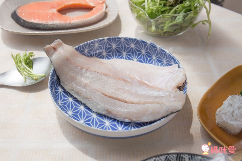 【一吉鮮新鮮水產】豪華海鮮麵、去刺鮮嫩鱸魚片、智利鮭魚片