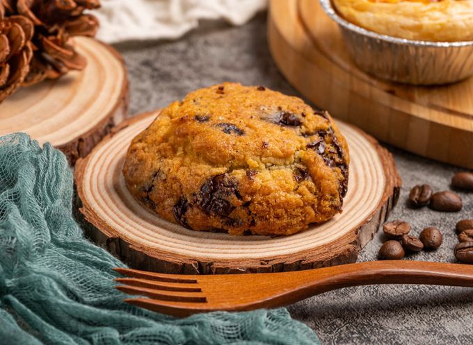 黛西蛋塔DAISI - (免運)經典葡式蛋塔6入/盒+美式巧克力軟餅乾6入/盒+巴斯克乳酪蛋糕480公克/盒