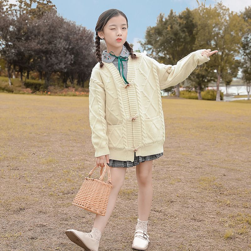 大口袋牛角扣針織毛衣外套-黃色