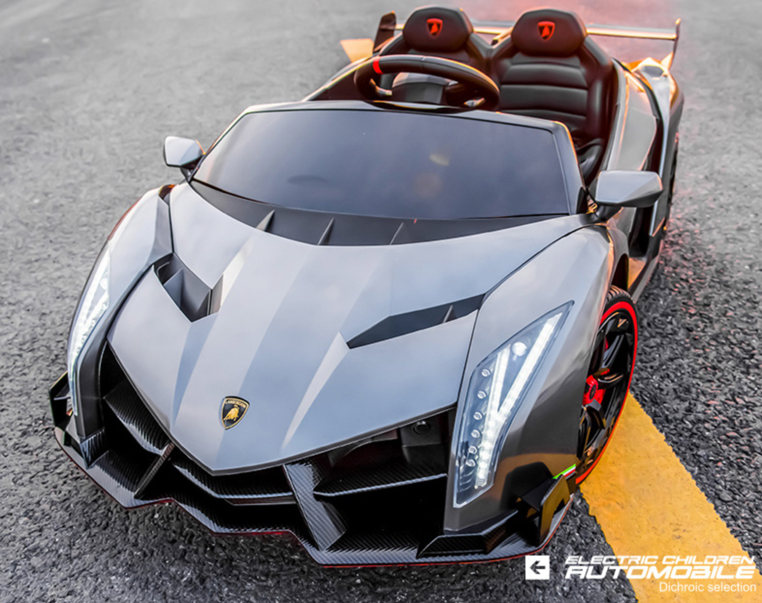 聰明媽咪兒童超跑 - 藍寶堅尼 毒藥 Veneno 原廠授權 四驅兒童電動車-烤漆灰