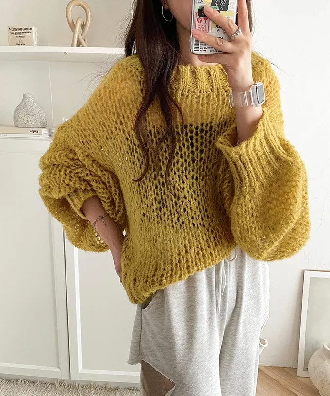 日本 Classical Elf - 甜美船領針織洞洞大寬袖毛衣-灰藍