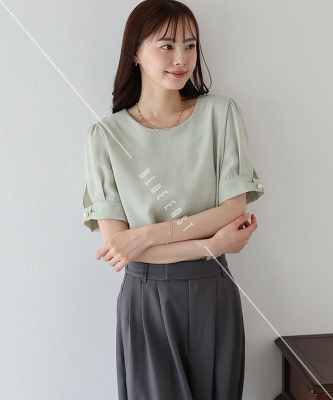 日本 BLUE EAST - 珍珠袖扣亞麻感氣質短袖上衣-黑 (M)