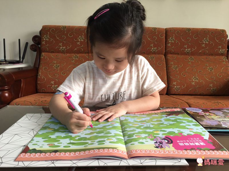 迪士尼 / 佩佩豬 / 波力貼紙書、磁鐵書❤多款卡通人物授權遊戲書➤佛系價格好入手！