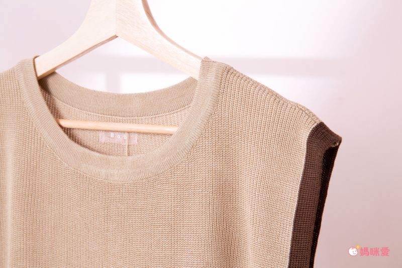 日本 Bou Jeloud - 異材質拼接百摺長袖上衣-萊姆黃