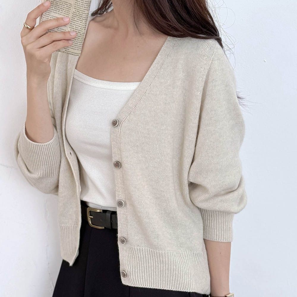 輕柔美麗諾羊毛V領針織外套-淺灰杏 (FREE)