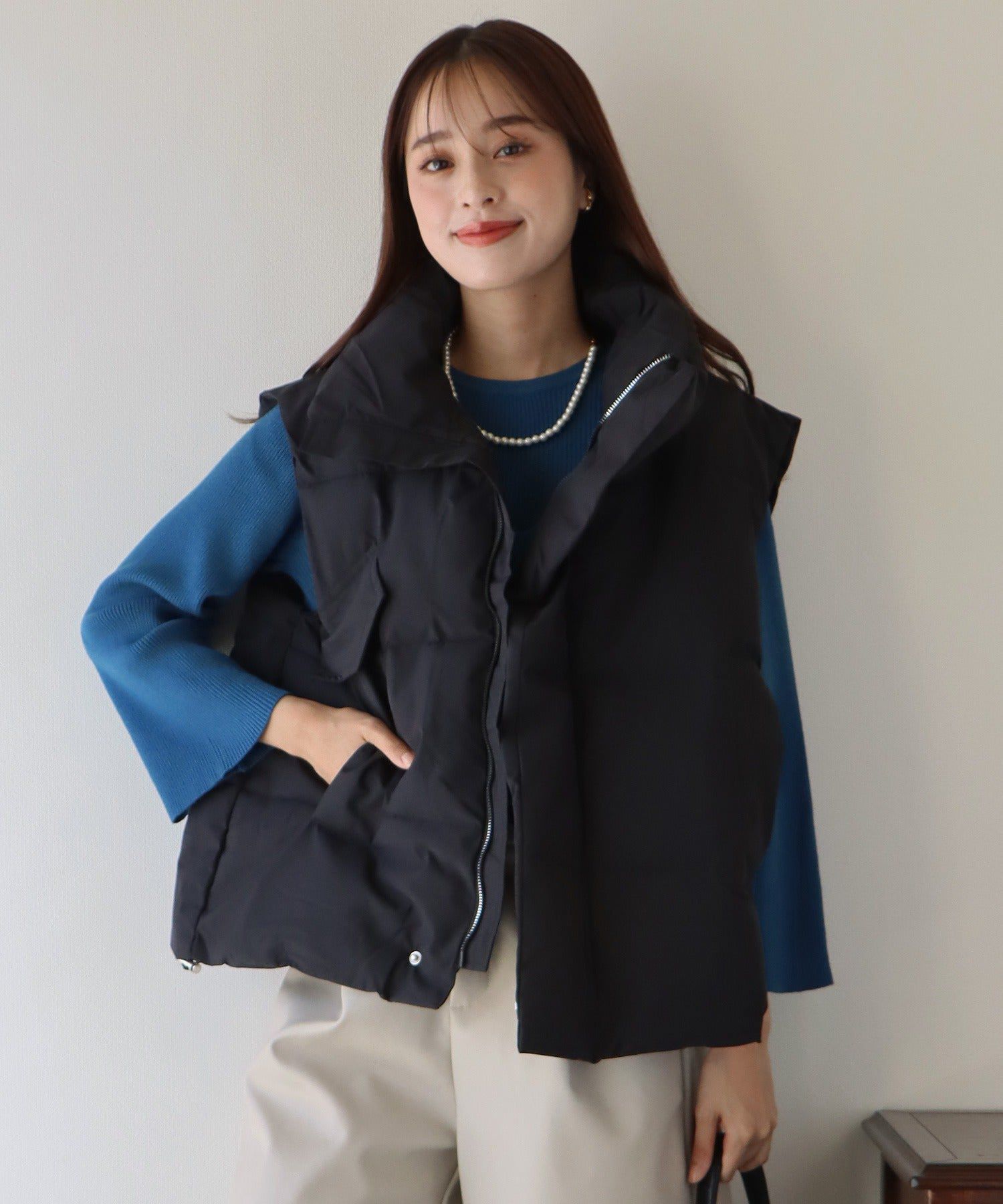 日本 BLUE EAST - 高領防風保暖鋪棉背心-深灰