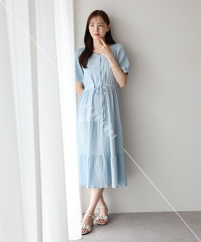 日本 BLUE EAST - 桃心領氣質分層短袖洋裝-卡其