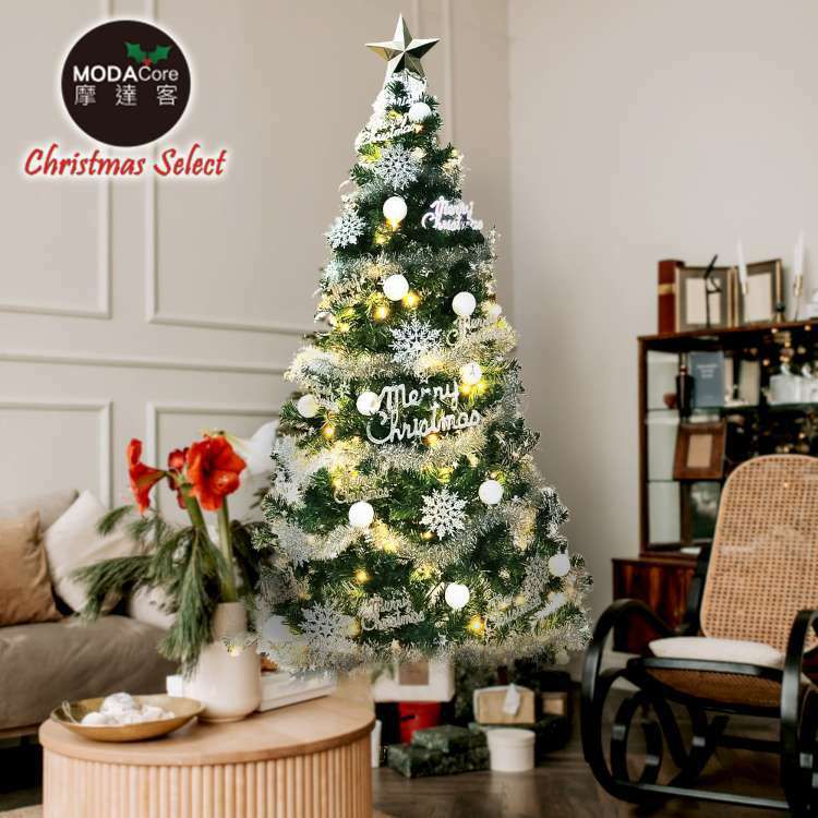 MODACore 摩達客 - 摩達客耶誕-台灣製6尺(180cm)高級豪華版綠聖誕樹+冰雪銀白系飾品組+100燈LED燈暖白光2串(附IC控制器)本島免運費