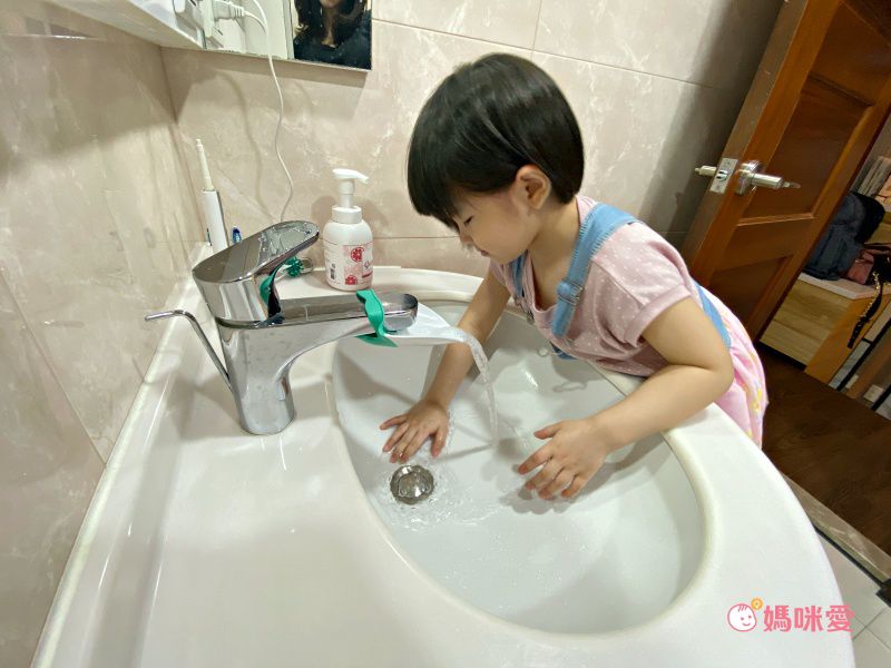 洗澡不滑倒【美國 PRINCE LIONHEART】拼圖防滑貼