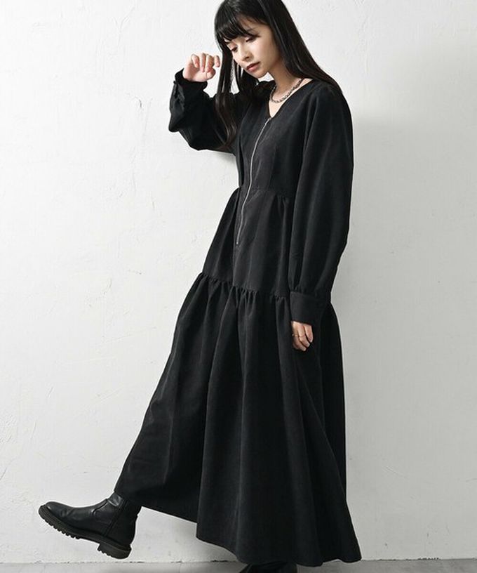 日本 ELENCARE DUE - V領拉鏈桃皮絨優美長袖洋裝-黑