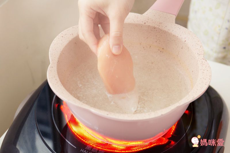 義大利 LAICA 萊卡 - 舒肥料理入門組合(低溫料理舒肥棒 SVC107+極輕巧真空包裝機 VT31150)