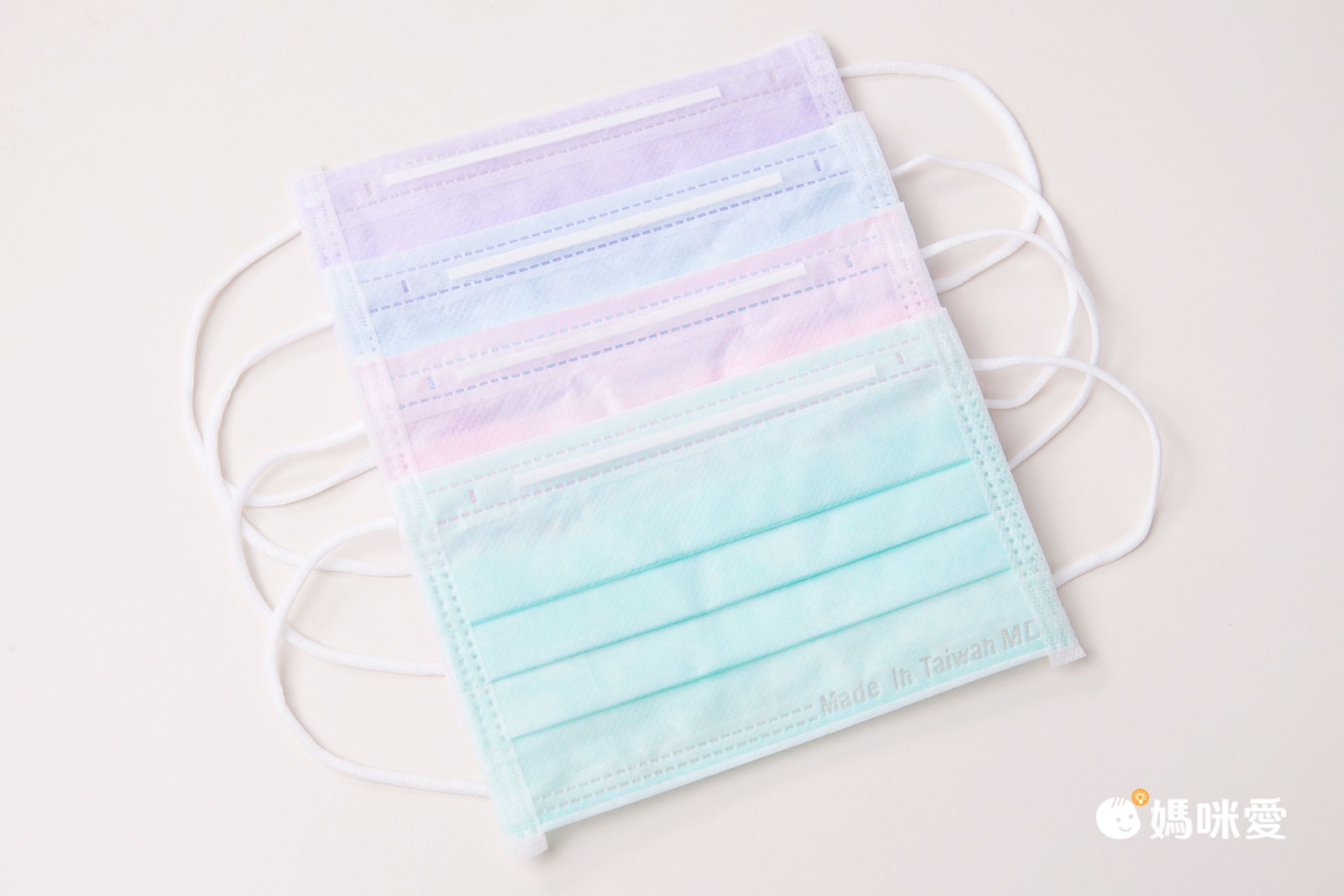 順易利口罩 SUMEASY - 兒童平面醫用口罩-粉色 (約9cm x 14.5cm，6-12歲適用)-50入