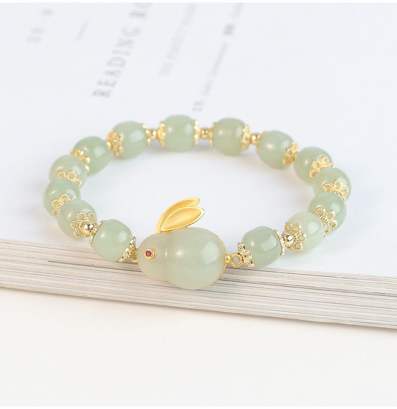 8mm和田玉玉兔串珠手鏈-彈力繩款 (13-18cm)