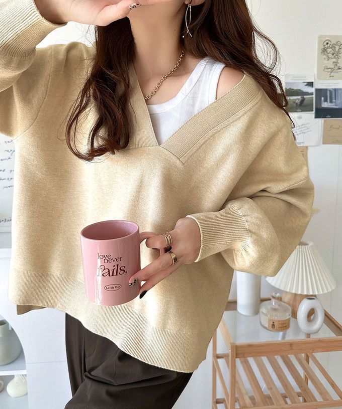 日本 Classical Elf - 俐落深V都會感柔軟針織上衣-粉紅