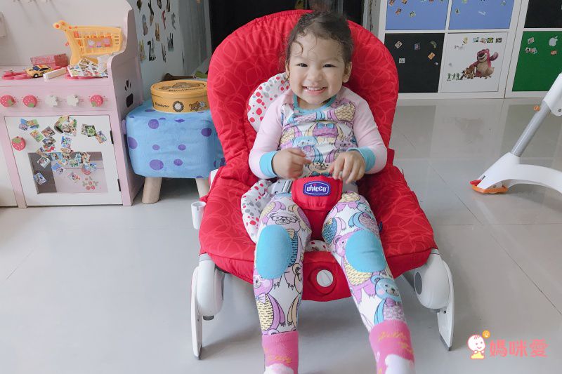 義大利 chicco - Balloon安撫搖椅探險版-小魚兒