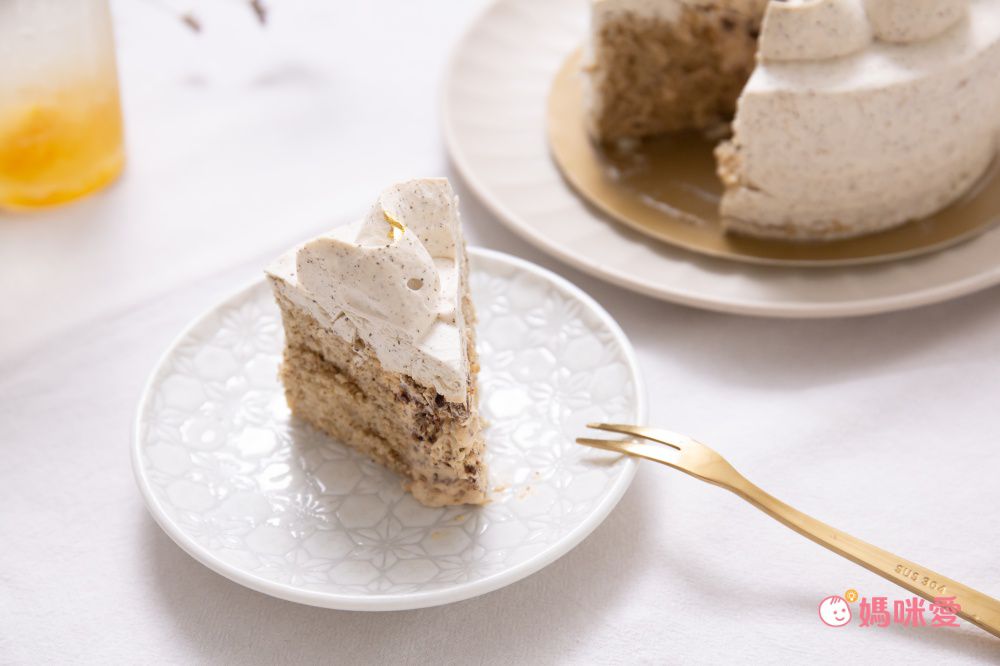 免運｜高雄排隊名店【奧瑪烘焙】日式崎風蛋糕/羅馬生乳包