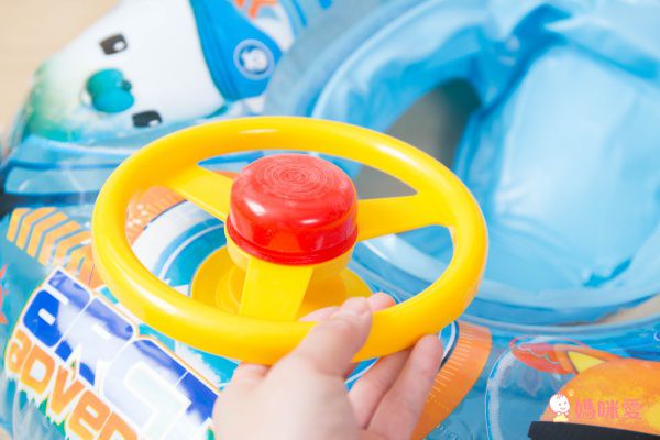 韓國 Winnie Connie - 海底小縱隊遮陽游泳圈