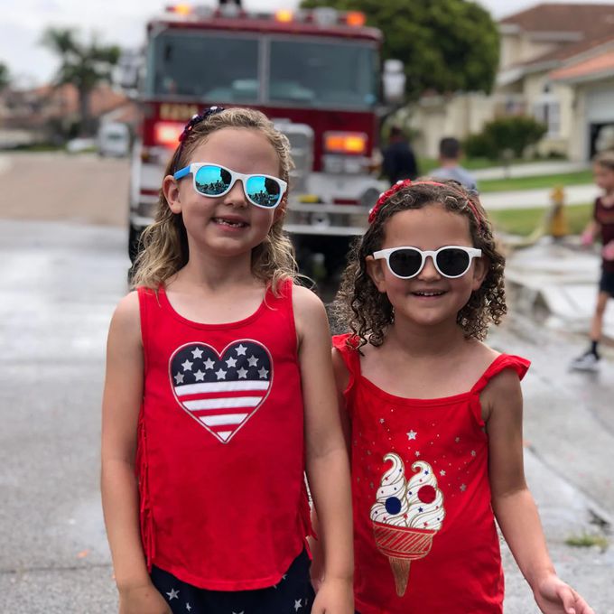 美國 Roshambo - 繽紛視界時尚墨鏡-圓框-寶寶款-純淨白(偏光藍) (0-2Y)