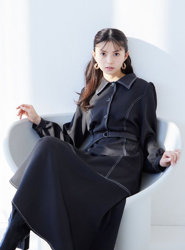 日本 GRL - 英倫率性車線翻領洋裝(附腰帶)-時尚黑