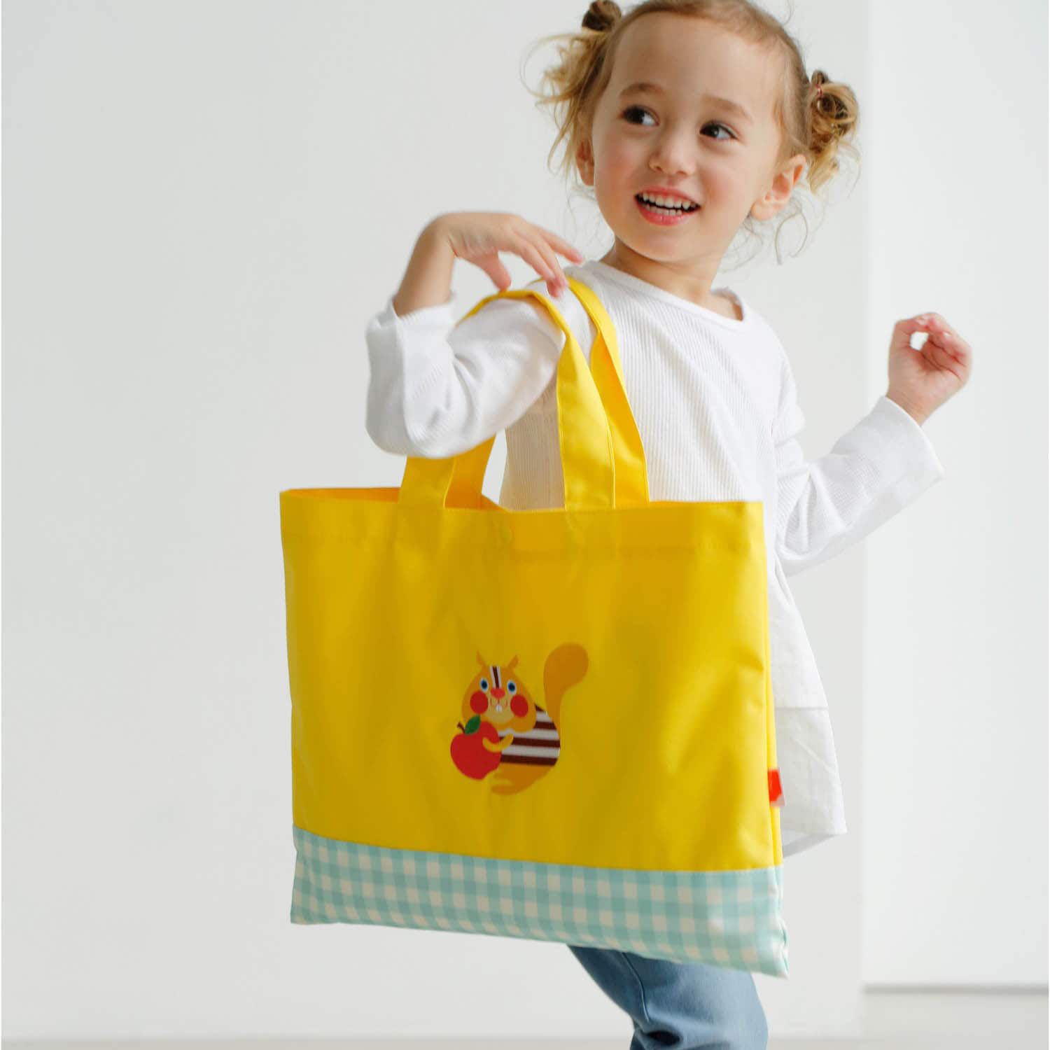 日本千趣會 - 大容量動物圖案上學手提/肩背包-松鼠-黃 (約43.5x33cm)