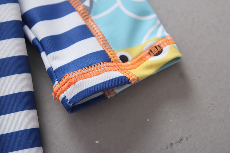 男寶長袖連身泳裝(附帽子)-快樂鯊魚-深藍+白+淺藍