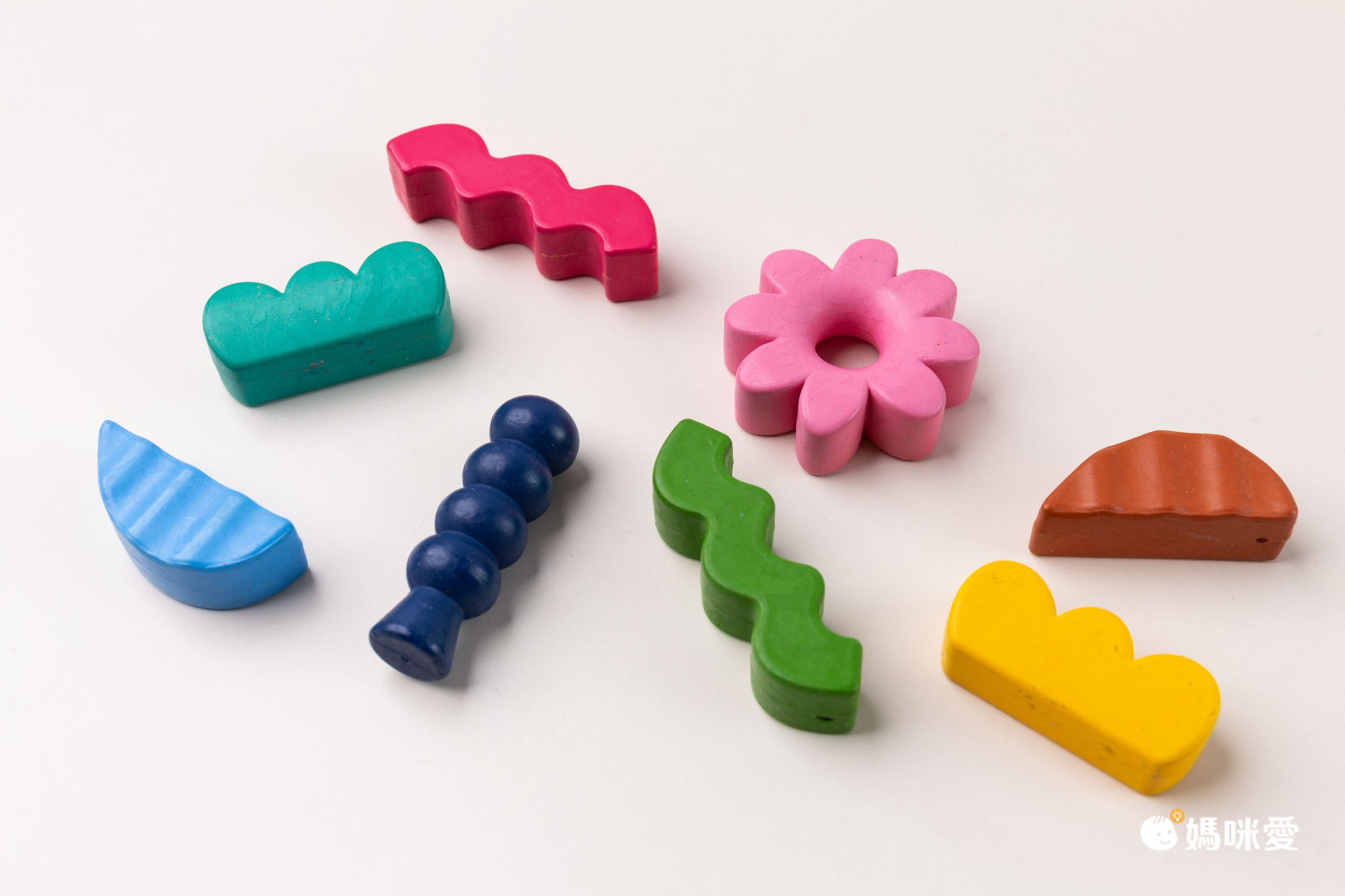 新奇美感體驗！正韓製 專利美型兒童蠟筆【Finger Garden】