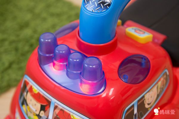 美國Fisher-Price 費雪 - 費雪牌little people 消防車騎乘玩具