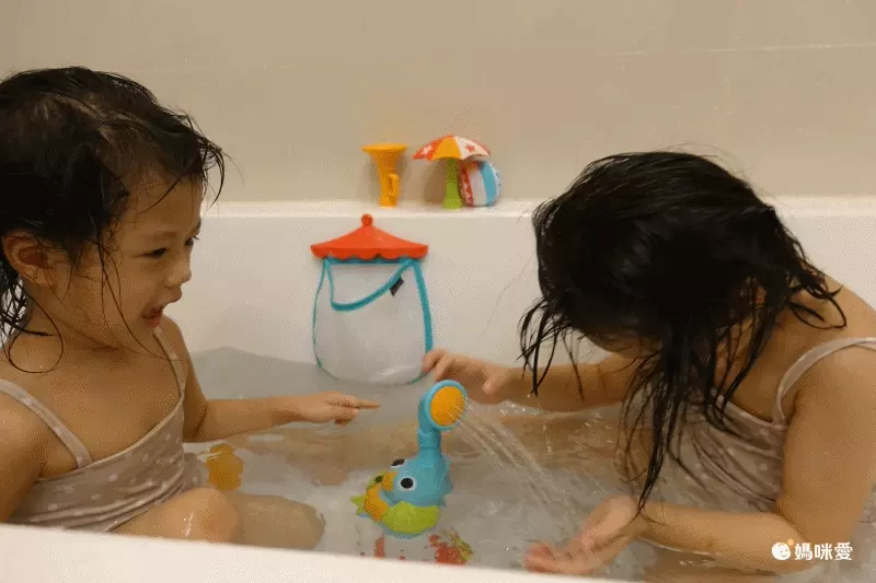 讓寶寶愛上洗澡【Yookidoo 洗澡玩具】開心洗澎澎，晚上更好睡