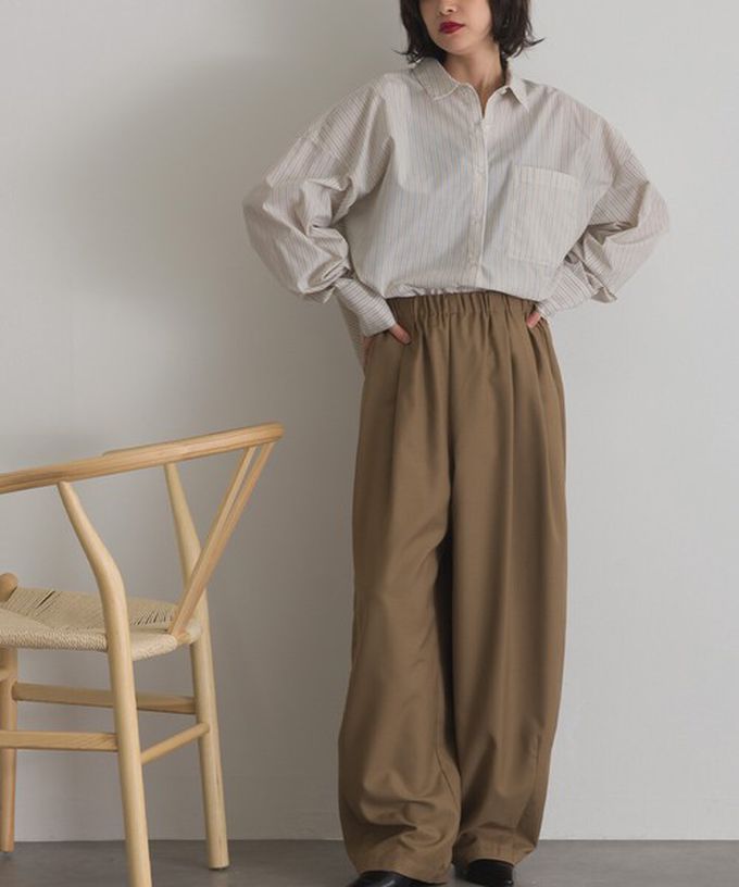 日本 ELENCARE DUE - 男友風寬鬆率性感長袖襯衫-淺卡其條紋