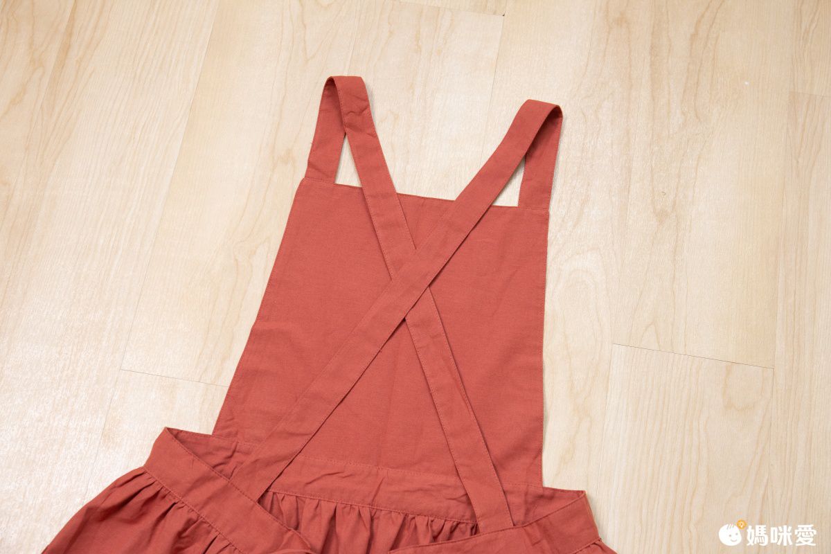 北歐文藝棉麻百褶圍裙-防水款-紅棕色 (成人款)