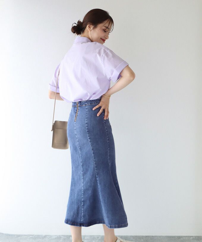 日本 BLUE EAST - 質感丹寧修身魚尾裙-深藍