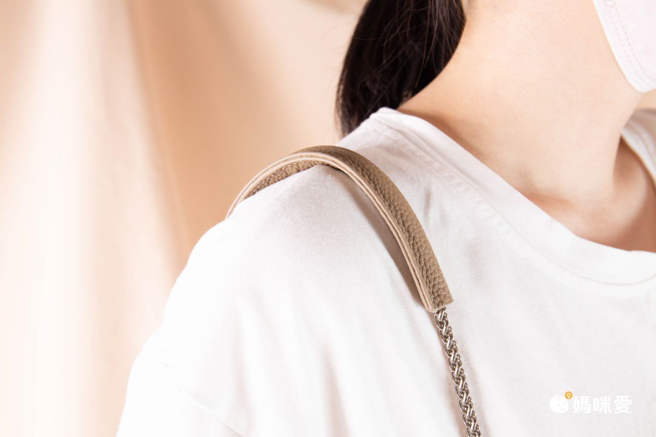 休閒肩揹真皮馬鞍包-焦糖棕 (17x15x8cm)