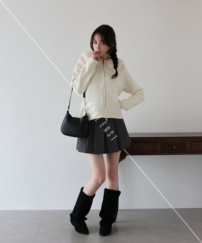 日本 BLUE EAST - 澎澎可愛毛絨帽雙拉鍊針織外套-黑