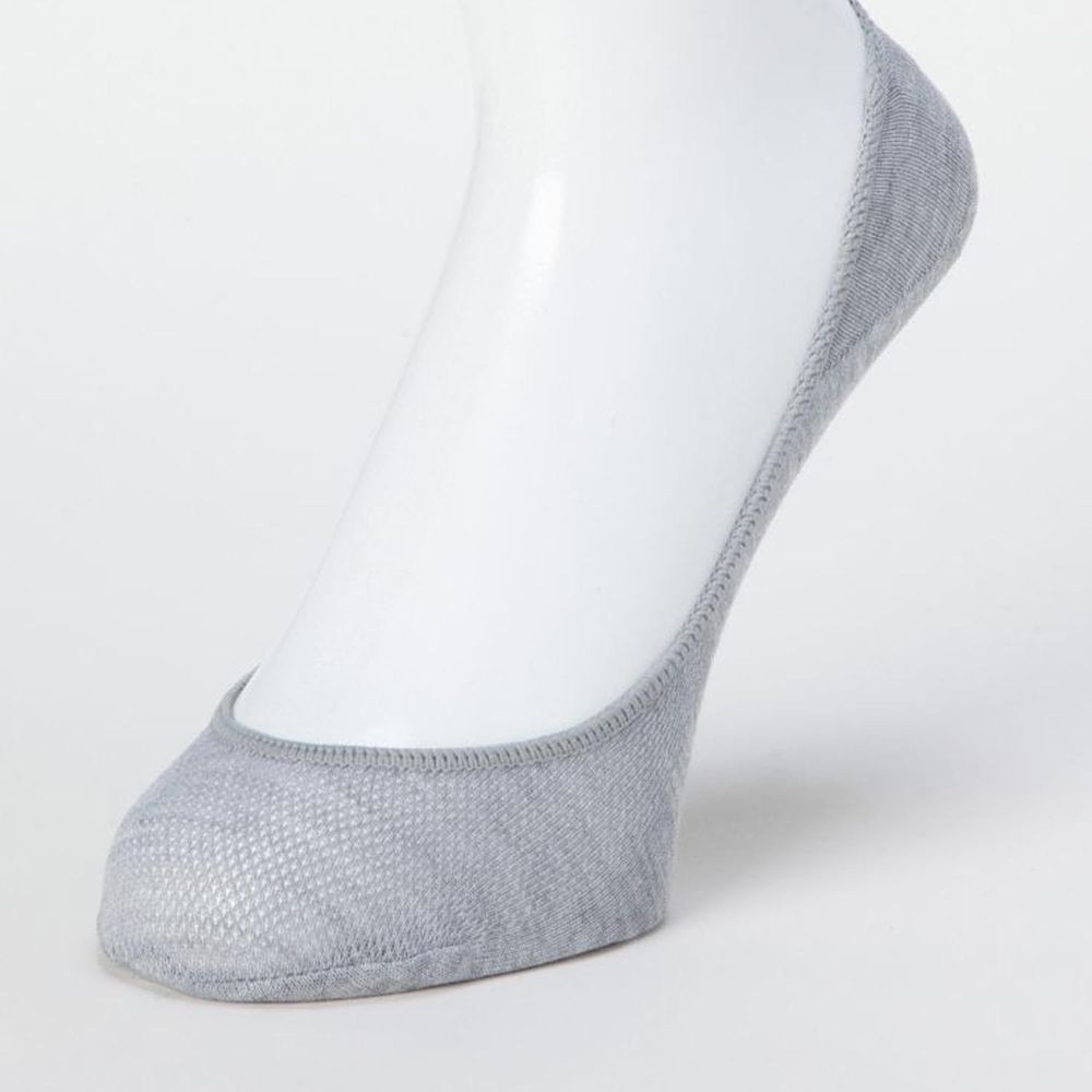 日本 okamoto - 超強專利防滑ㄈ型隱形襪-針織吸水快乾 淺履款-淺灰 (23-25cm)