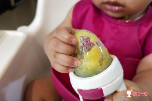 美國OXO tot 寶寶咬好滋味奶嘴