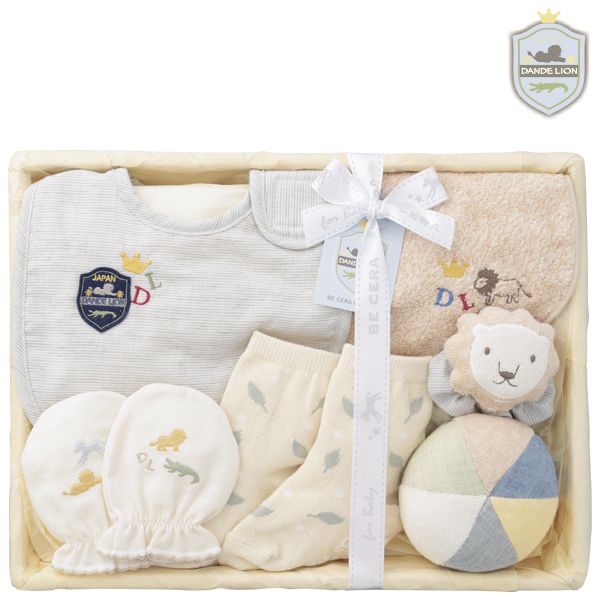 akachan honpo - 日本製新生兒禮盒-獅子 (哺乳圍兜・手套:50~70cm 圍兜:60~70cm 襪子:11~13cm)