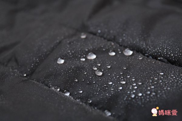 akachan honpo - 輕薄羽絨遮罩-黑色 (76×70cm)