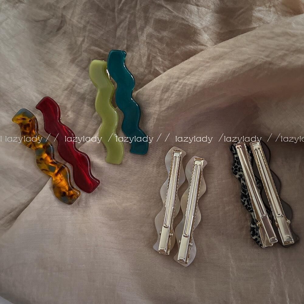 復古風氣質不對稱髮夾-斑紋款-咖啡+黑+米白