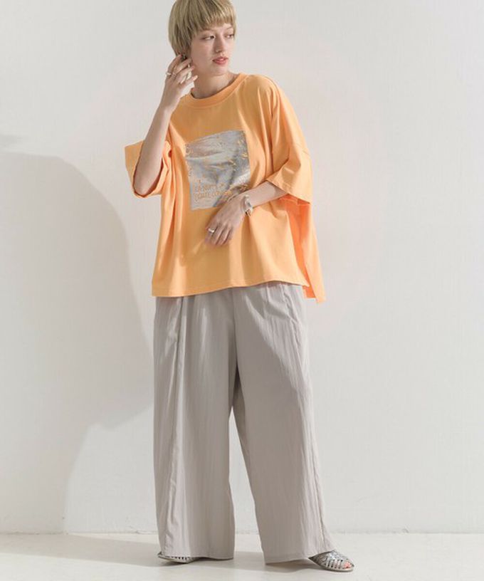 日本 le colis - 接觸冷感 金銀箔方塊印花T恤-白