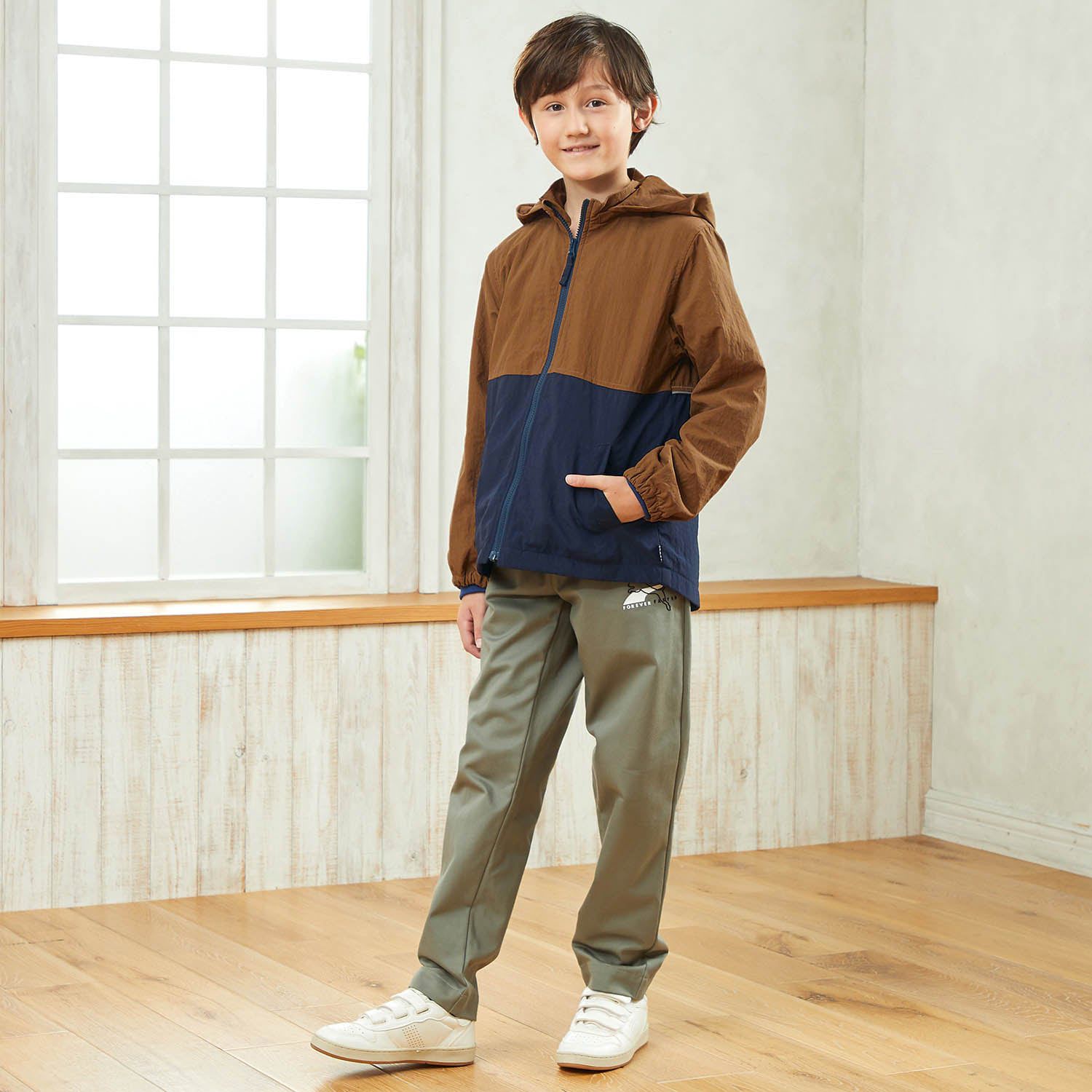 日本千趣會 - GITA 撥水加工 內刷毛防風外套-焦糖棕x海軍藍