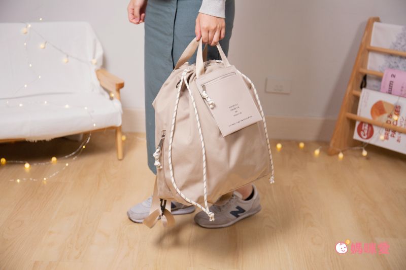 日本 COOCO - 環保材質仿皮俐落造型大容量托特包-淺米杏 (W30*H28*D14cm)