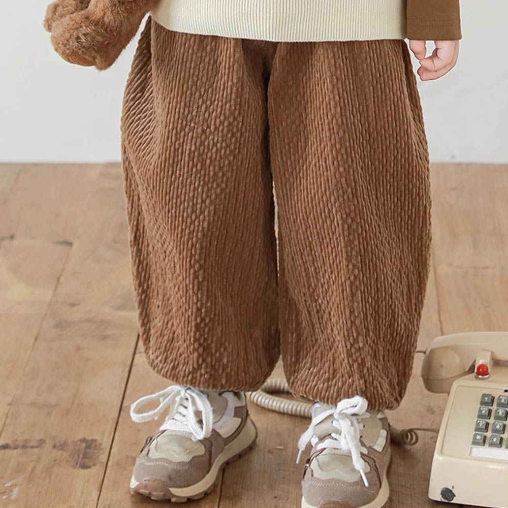 彈力泡泡燈芯絨休閒長褲-卡其色