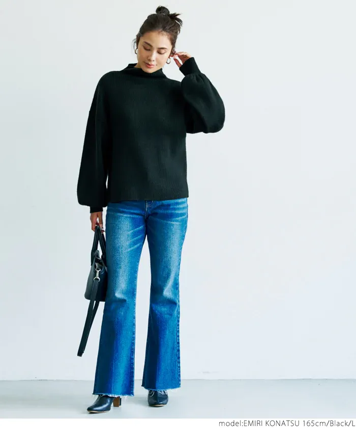 日本 COCA - 立領修身坑條落肩針織毛衣-米杏