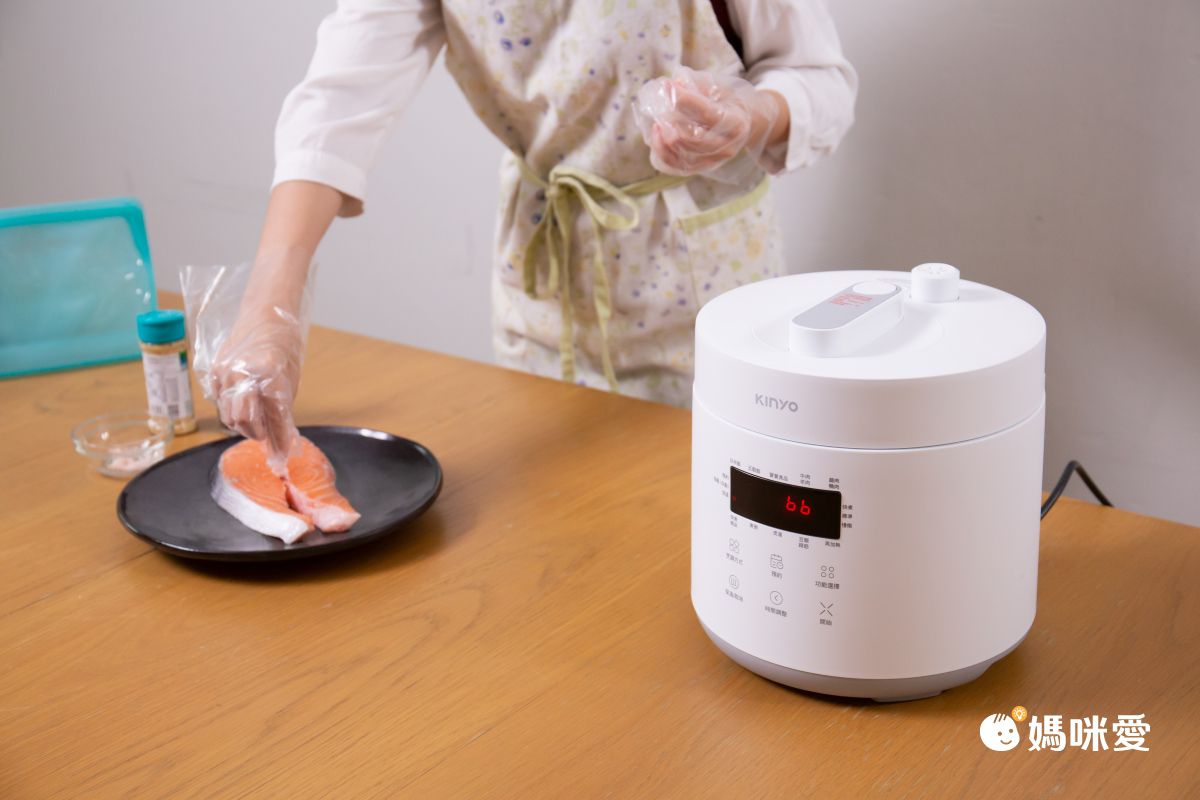 料理時間-50% 免顧火！【KINYO 全能智慧壓力鍋】