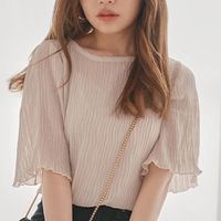 日本 GRL - 輕盈波浪透膚短袖上衣(附內裡)-杏 (F)