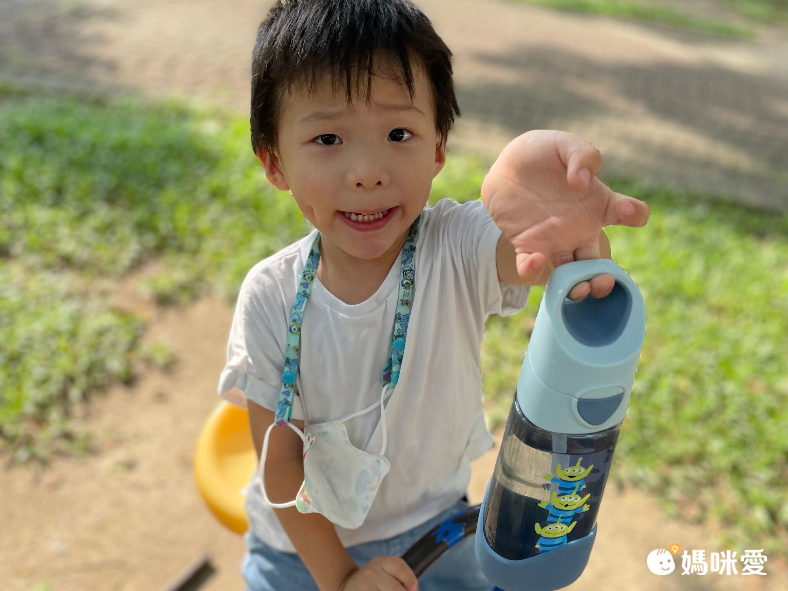 一按即開！自主喝水神器【澳洲 b.box】