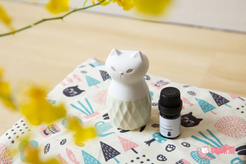 日本 DECOLE - 療癒精油陶土擴香石小公仔擺飾+5ml精油套裝-刺蝟(薰衣草) (約5.6x6x8cm)